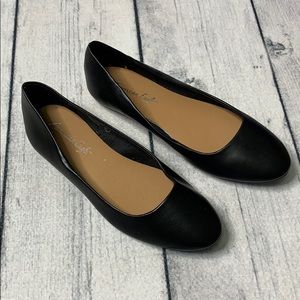 American Eagle | Womans flats | EUC